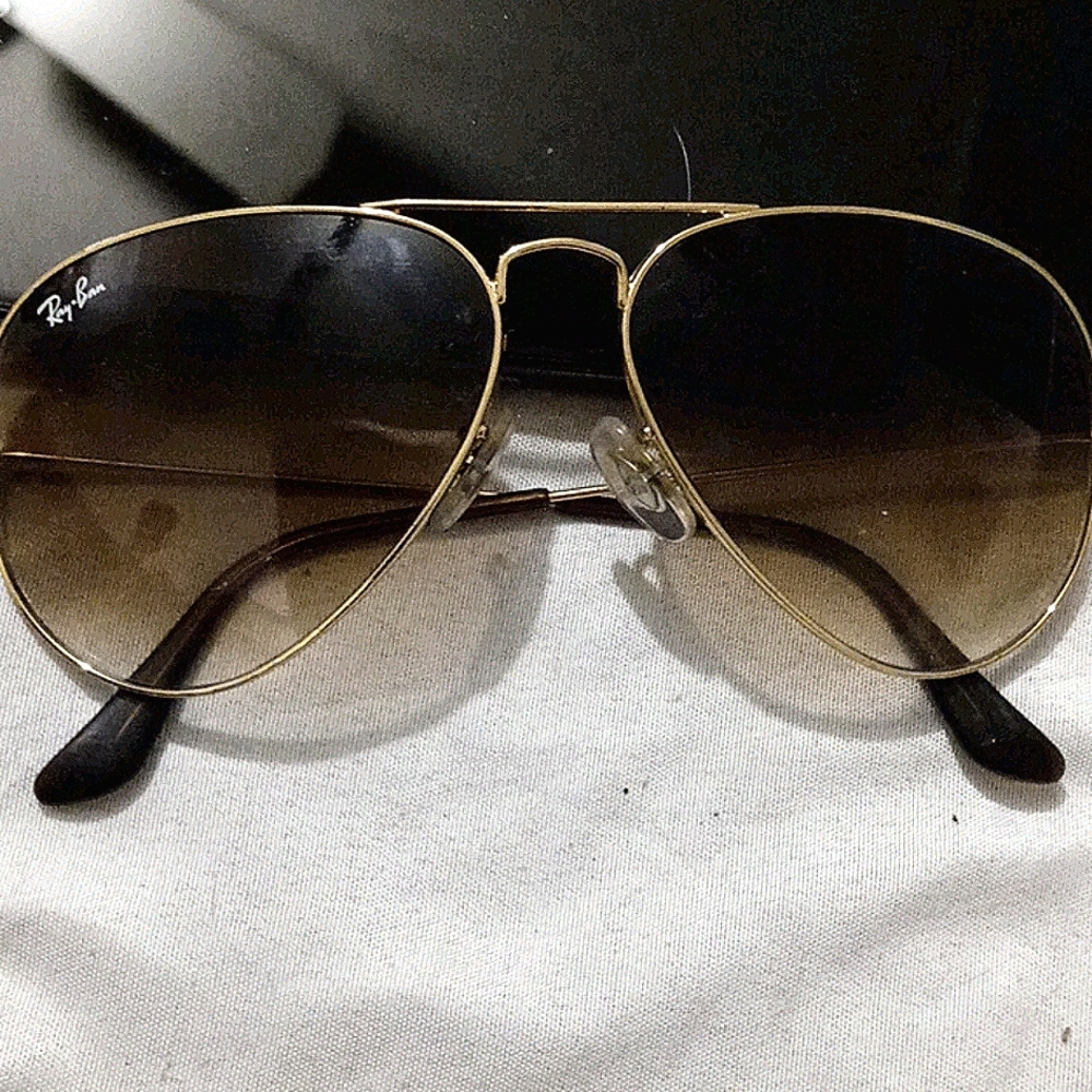Ray-Ban Gold Aviators